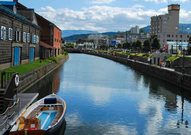 運河を行くsawahata4