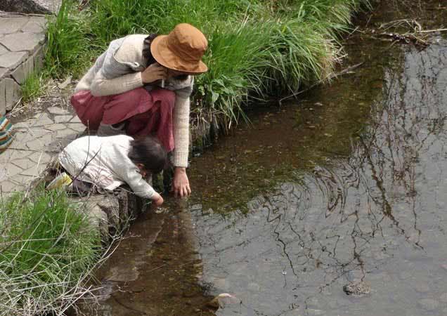３、「おみず、ちゅめた～いょ」